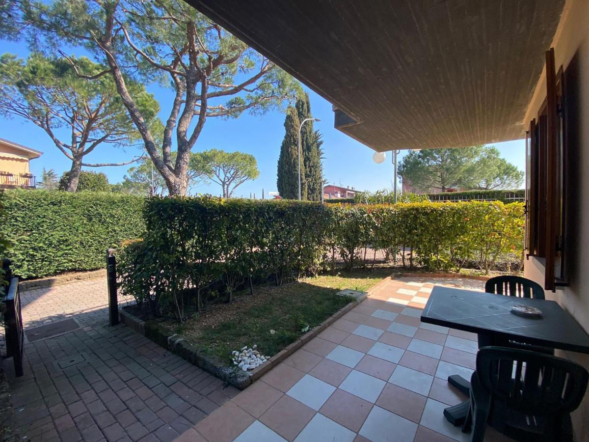Apartment With Garden And Grill - Green Residence Sirmione Desenzano del Garda Exterior foto